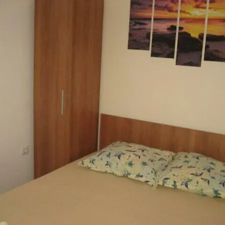 Goodrest Apartment